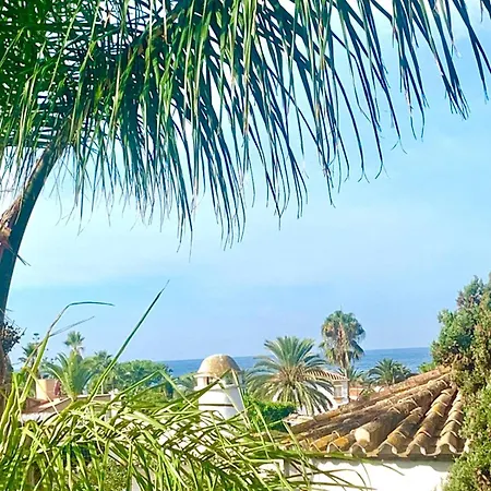 Moumi Marbella