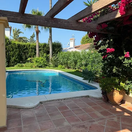 Moumi Villa *